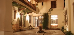 El Cortijo Hotel - Courtyard