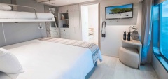 The Theory - Deluxe Stateroom triple cabin